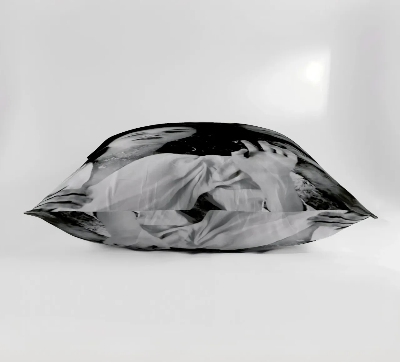 Reflection cuscino da Runway Collective