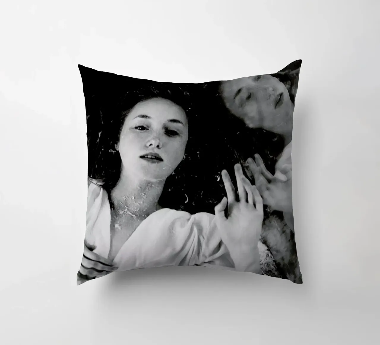 Reflection cuscino da Runway Collective