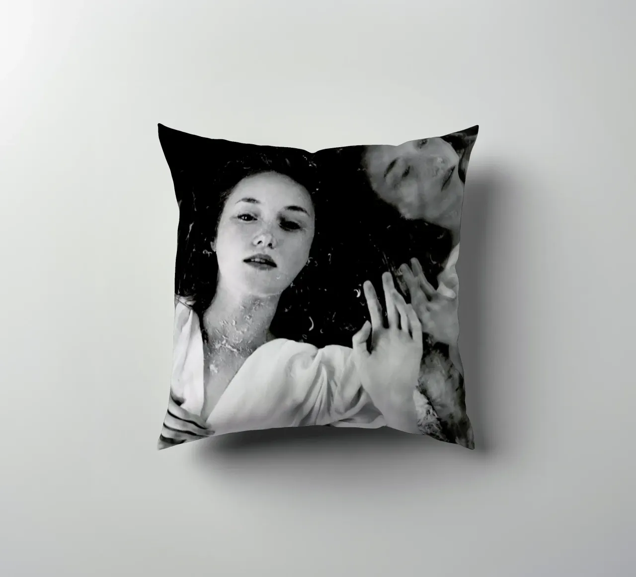 Reflection cuscino da Runway Collective