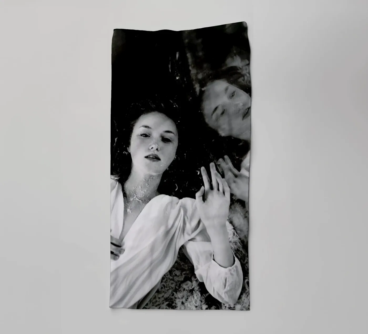 Reflection asciugamano da bagno da Runway Collective