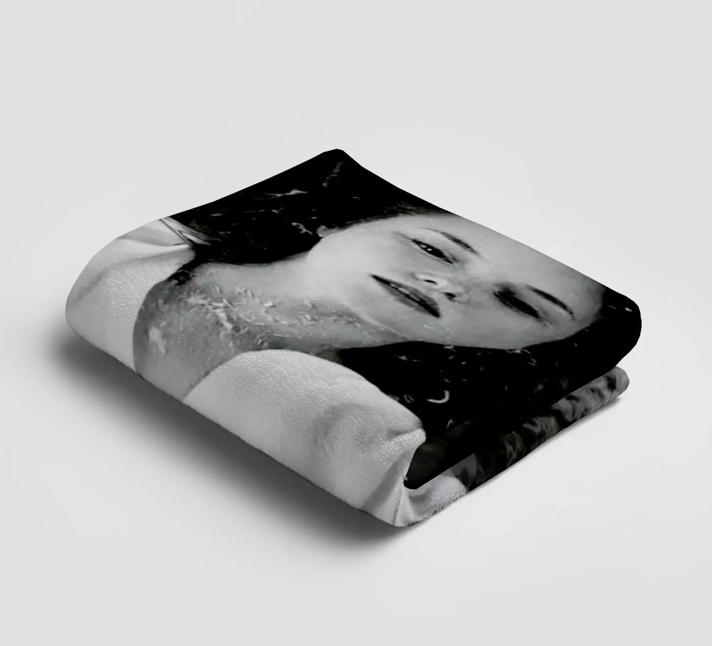 Reflection asciugamano da bagno da Runway Collective