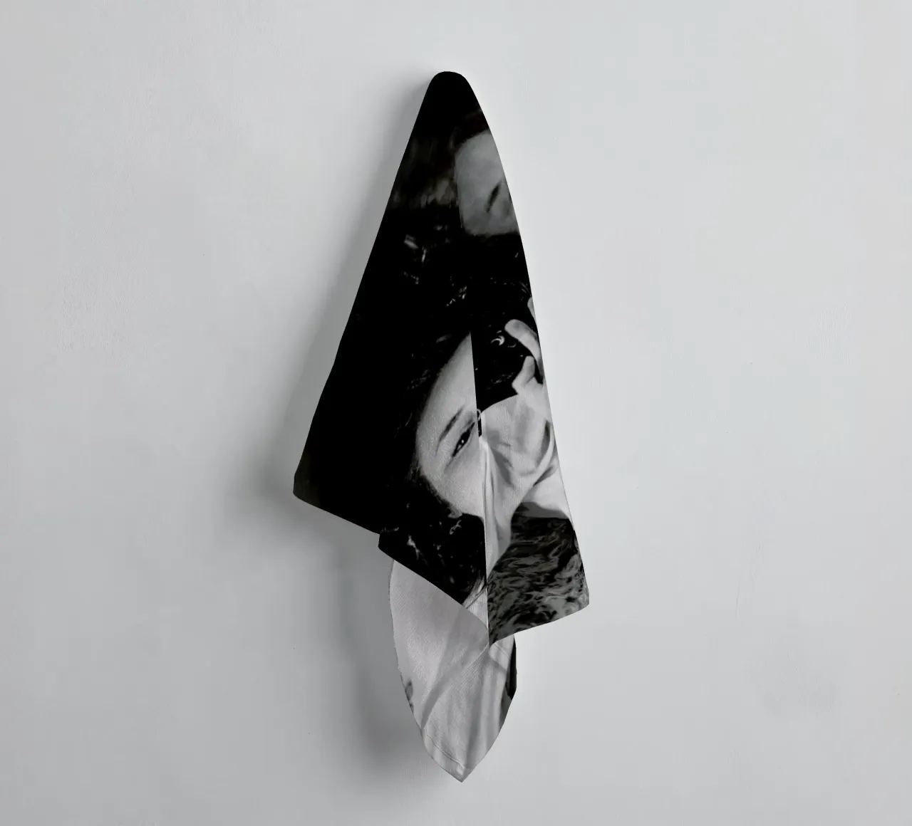 Reflection asciugamano da bagno da Runway Collective