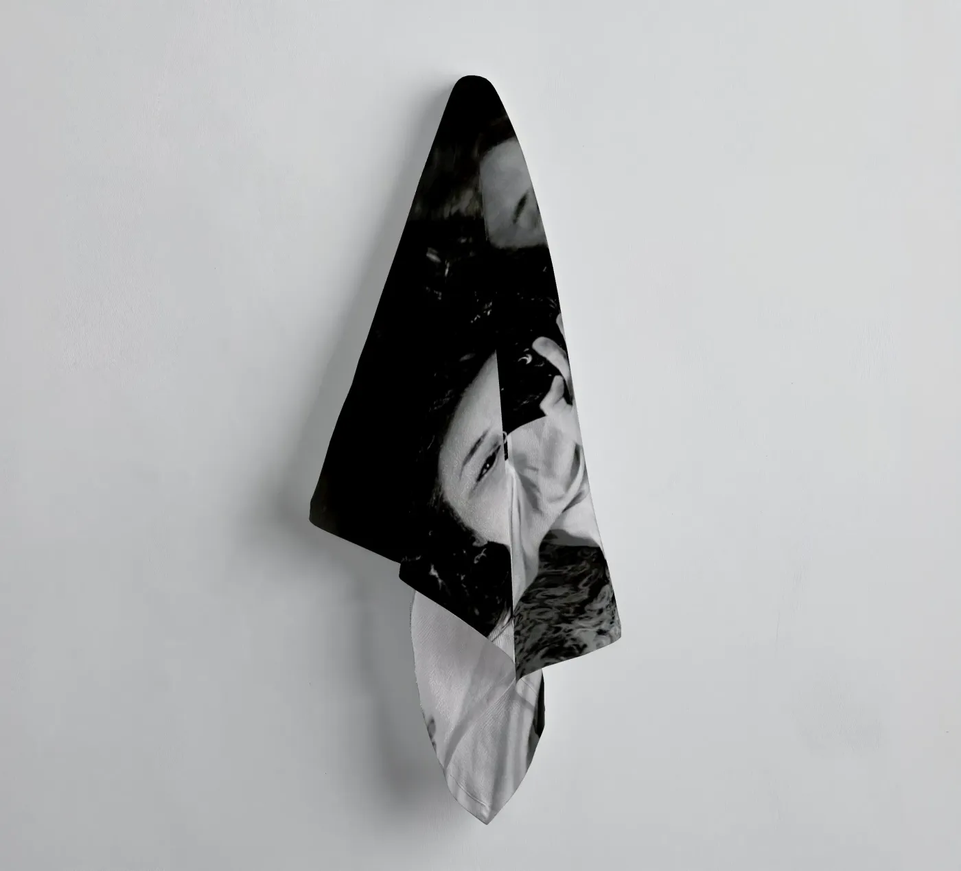 Reflection asciugamano da bagno da Runway Collective