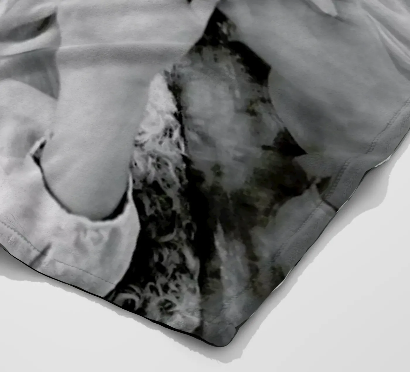 Reflection coperta in pile da Runway Collective