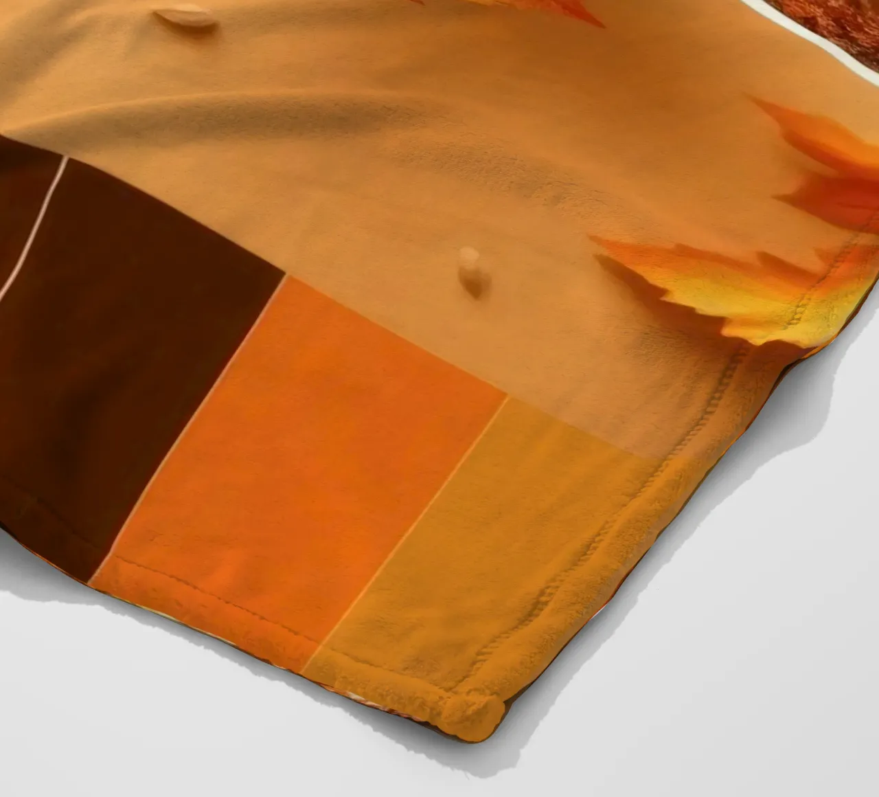 fogliame autunnale e foglie che cadono in una foresta serena coperta in pile da DesignDoodle
