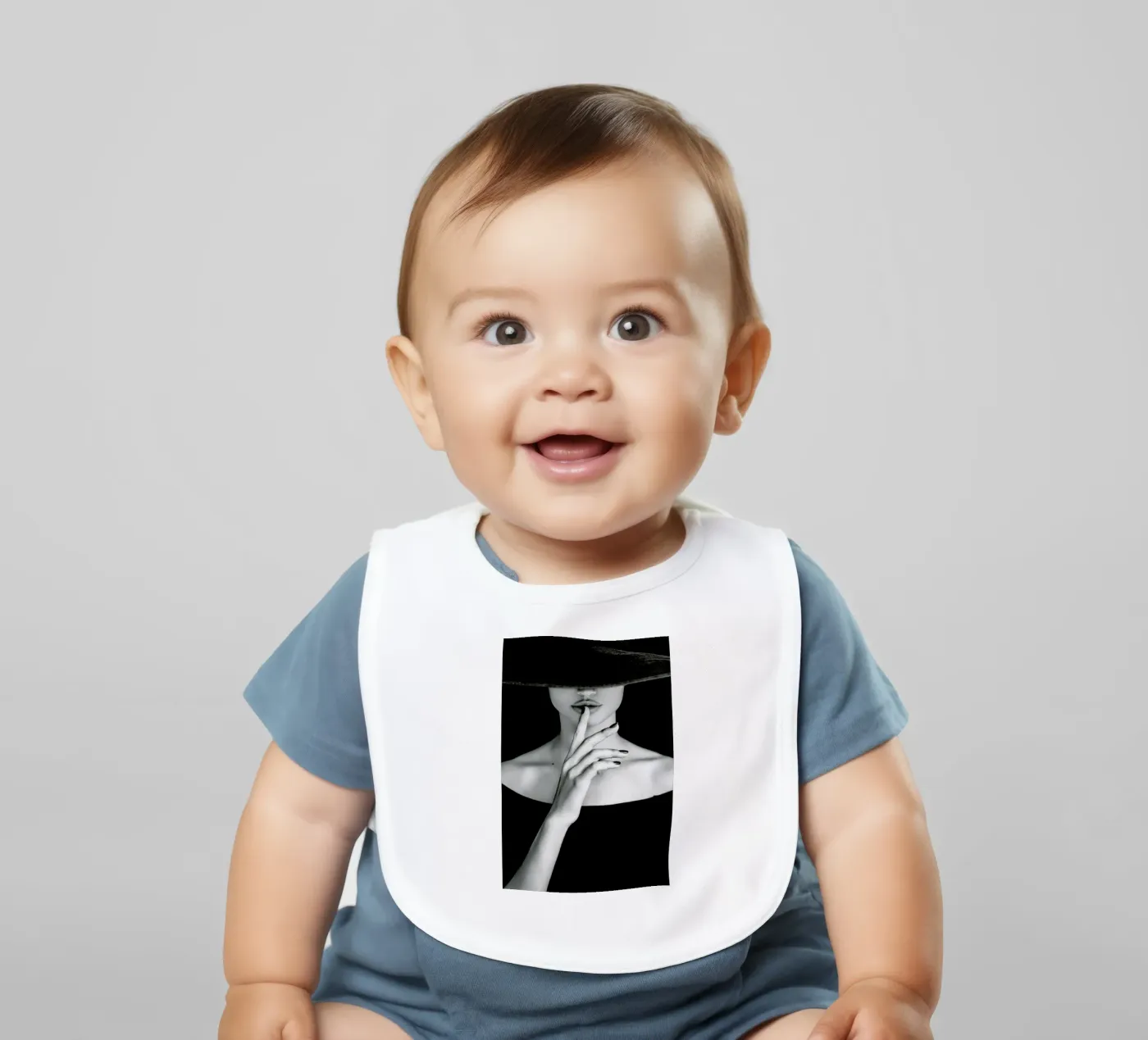 Shh bavaglino da Runway Collective