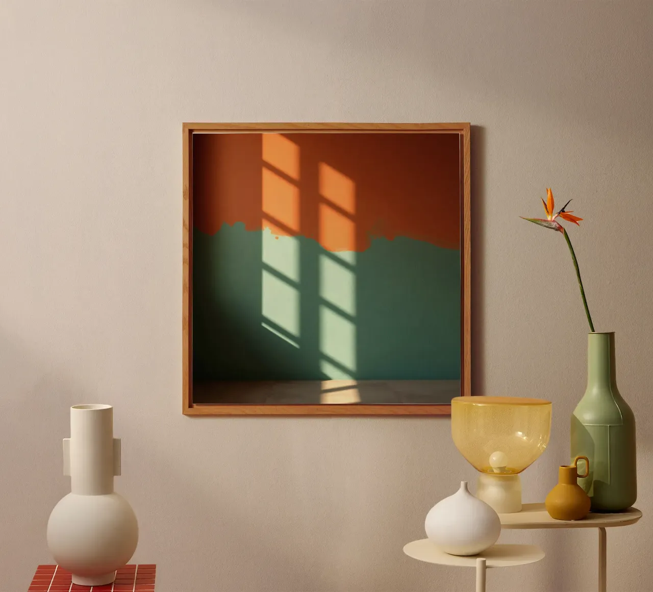 Gioco di luci e ombre su una parete colorata in una stanza illuminata dal sole. alluminio dibond da DesignDoodle