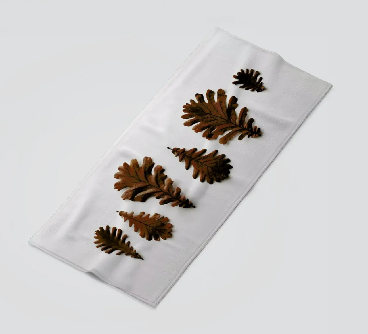 Shapes Oak Leafs telo mare da Studio Nahili