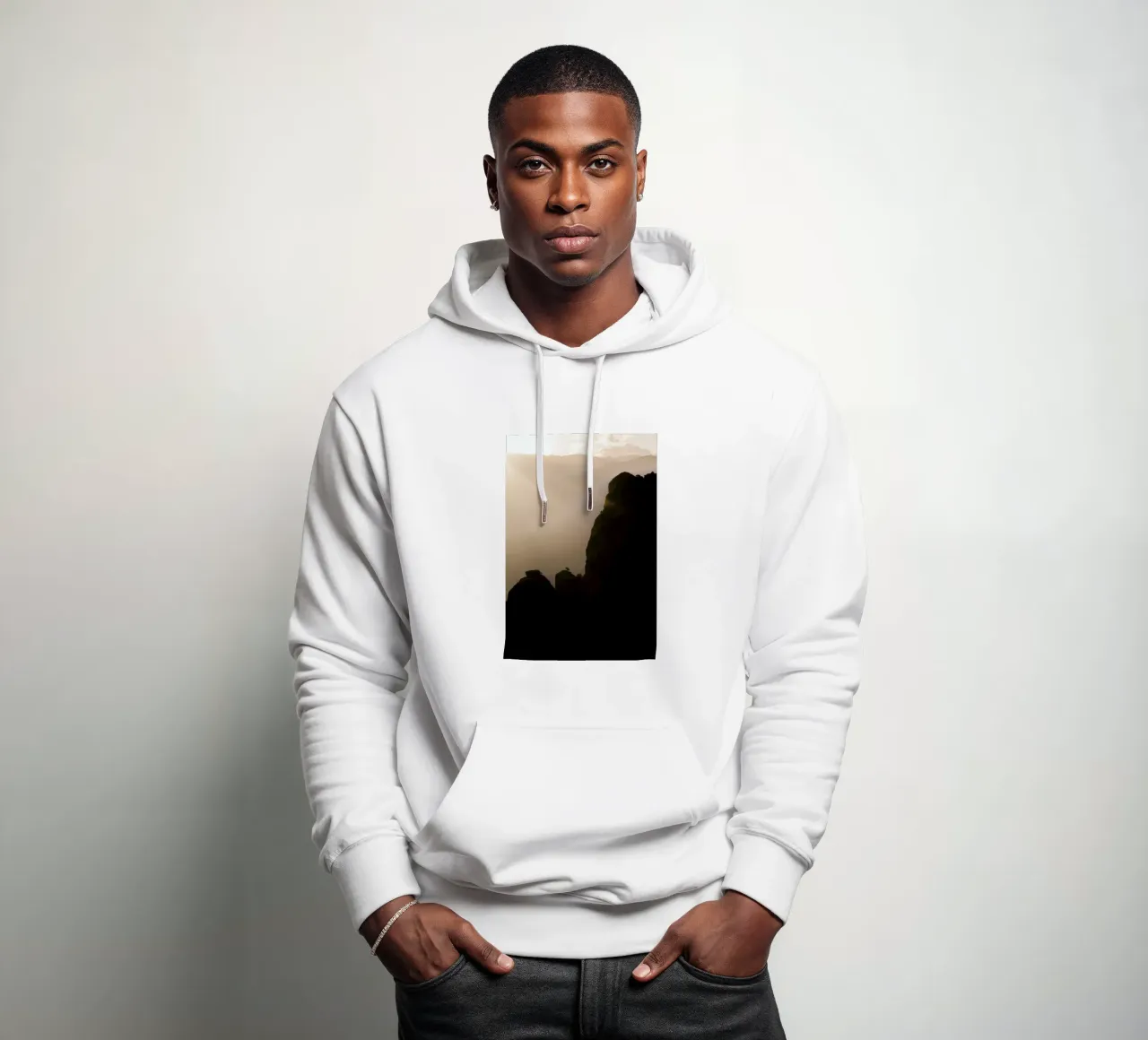 The Tiny Strong Tree felpa con cappuccio da Studio Nahili