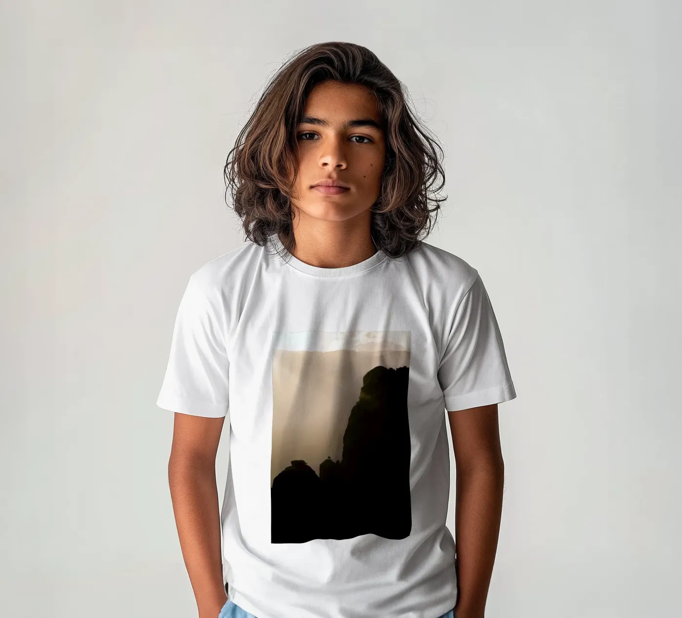 The Tiny Strong Tree t-shirt bambini da Studio Nahili