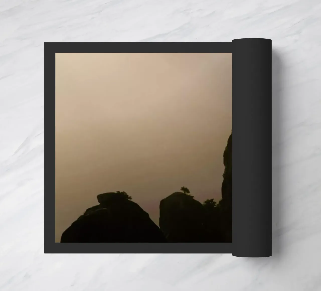 The Tiny Strong Tree zerbino da Studio Nahili