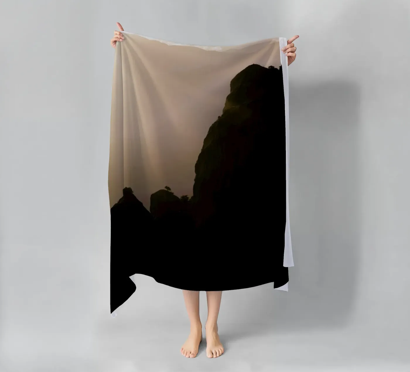 The Tiny Strong Tree telo mare da Studio Nahili