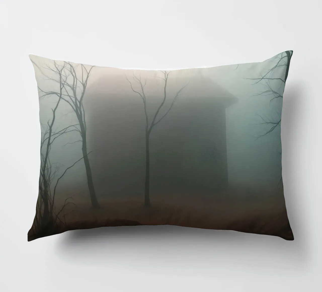 La nebbia avvolge una casa isolata circondata da alberi secchi cuscino da DesignDoodle
