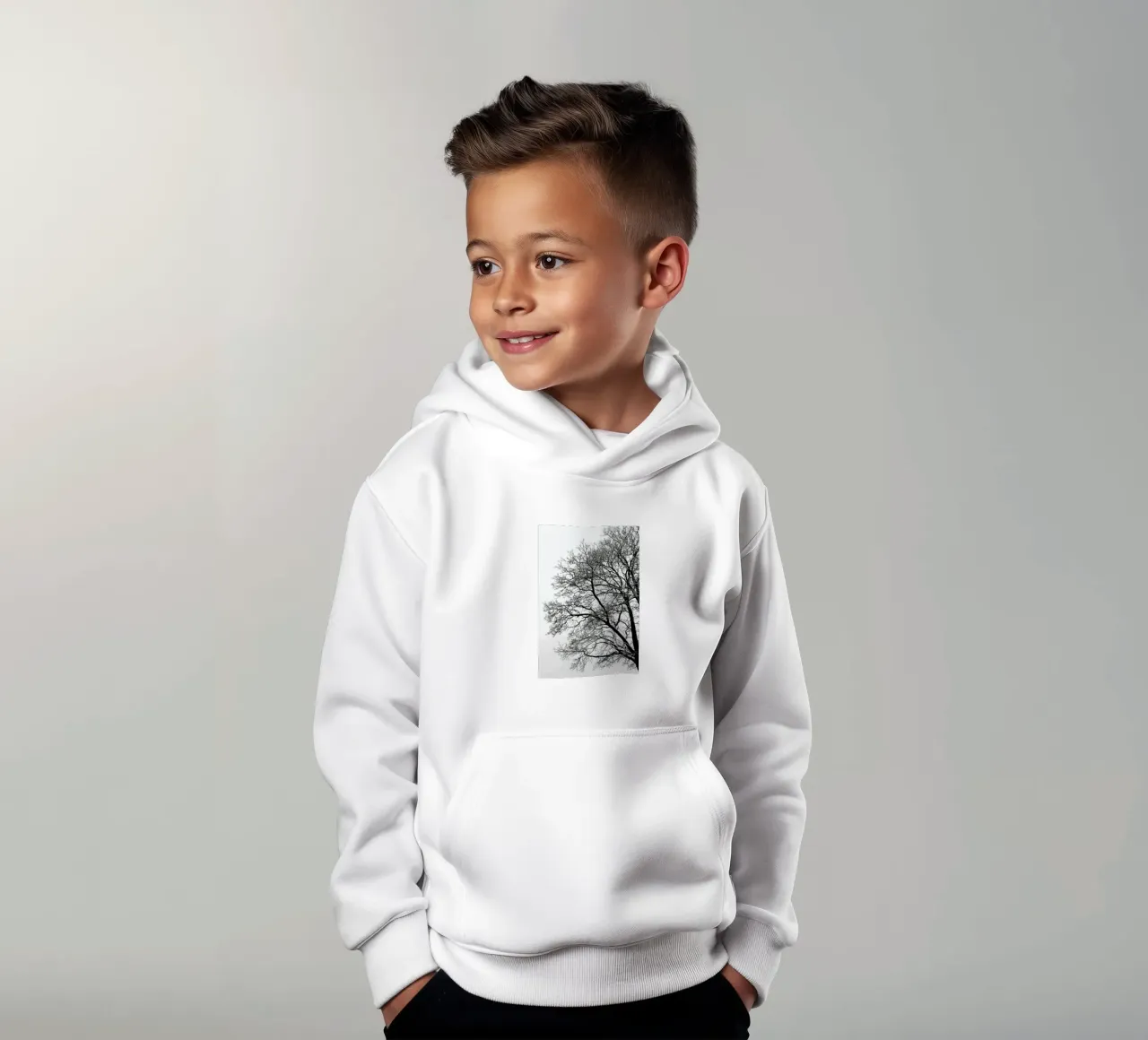 Black & White Abstract Winter Tree felpa bambino con cappuccio da Studio Nahili