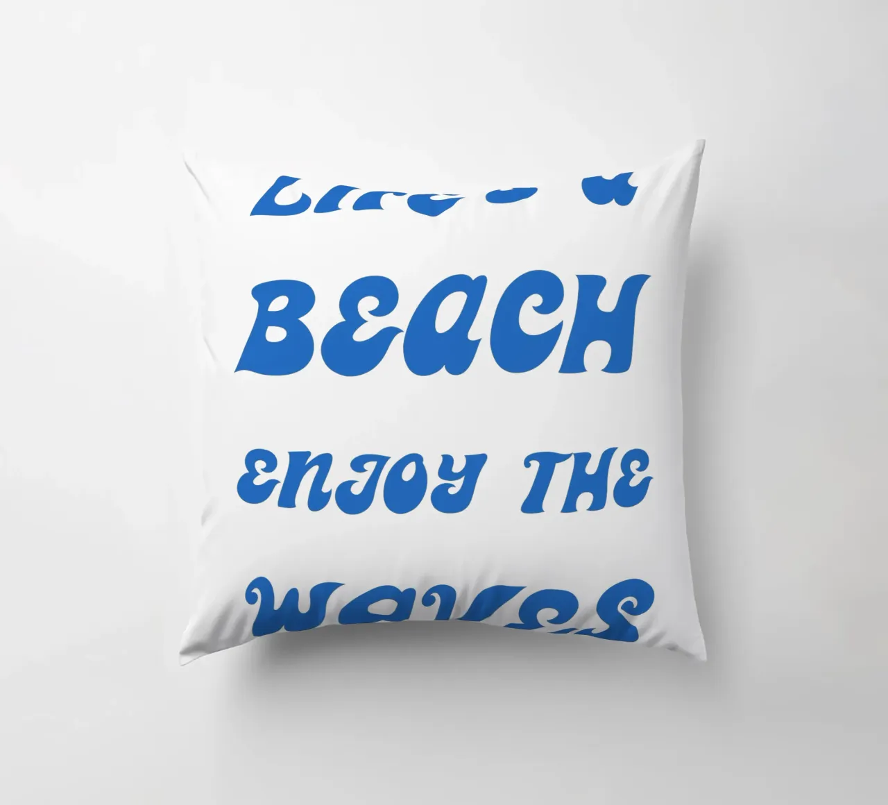 Life's a Beach Enjoy cuscino da Typo Designs