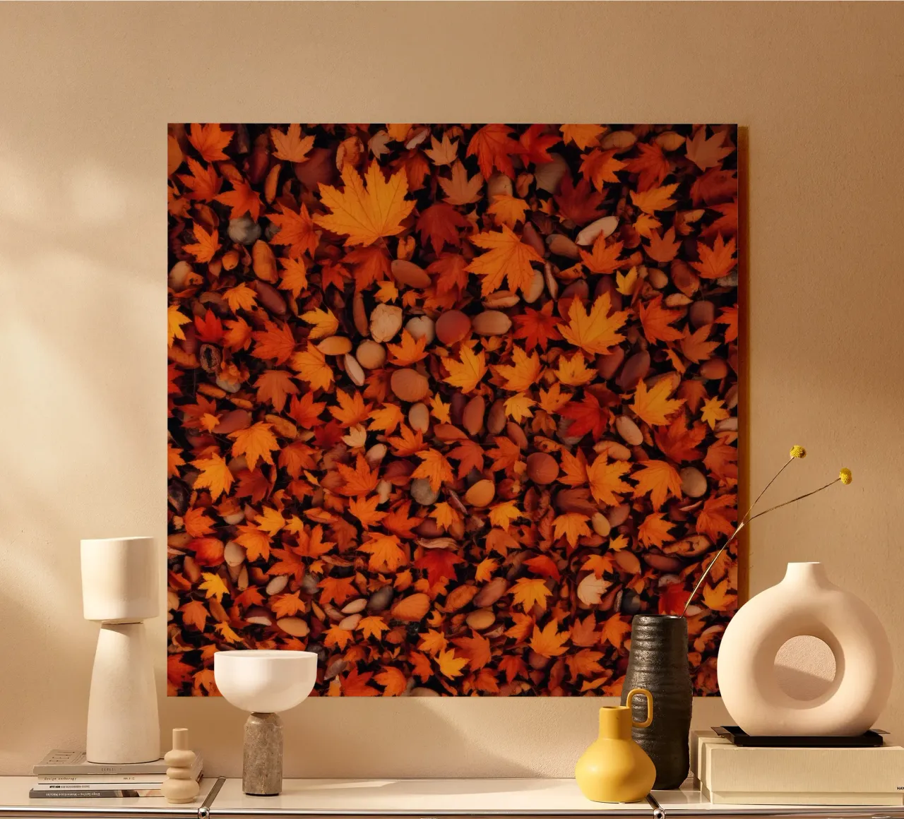 Herbstblätter und Eicheln bedecken einen Waldboden Acryl-Glas von DesignDoodle