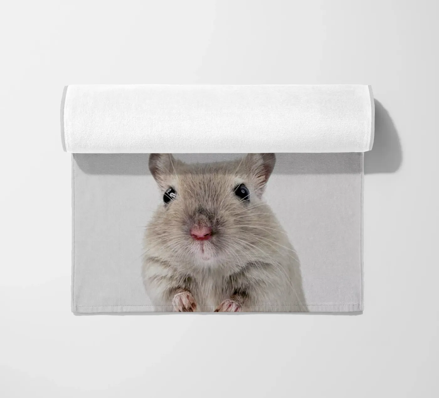 Mouse Strandtuch von Paws & Claws