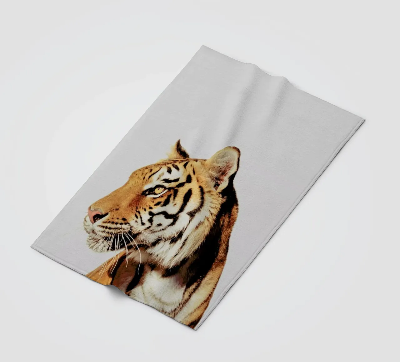 Tiger fleece blanket by Paws & Claws