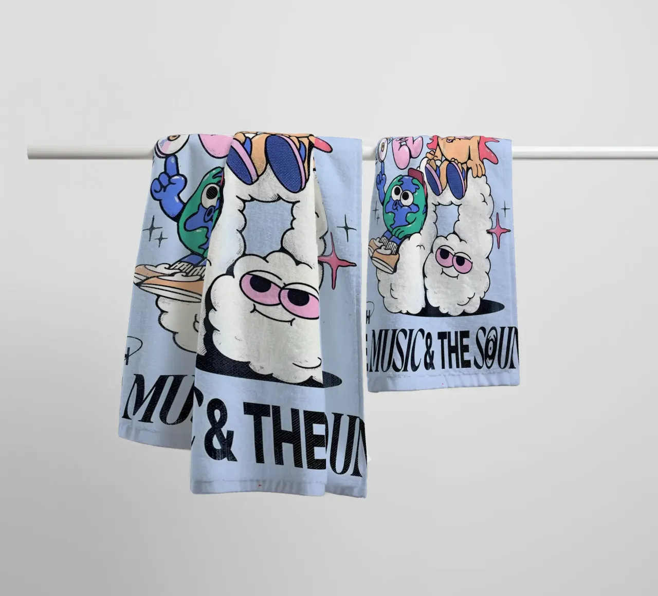 "Head in the Clouds" Groovy Sun Earth Music Pop Art Print toalla de baño de NorwesClub
