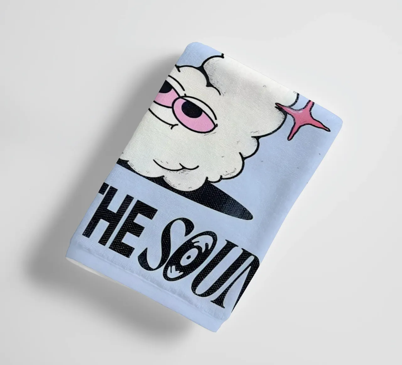 "Head in the Clouds" Groovy Sun Earth Music Pop Art Print toalla de baño de NorwesClub