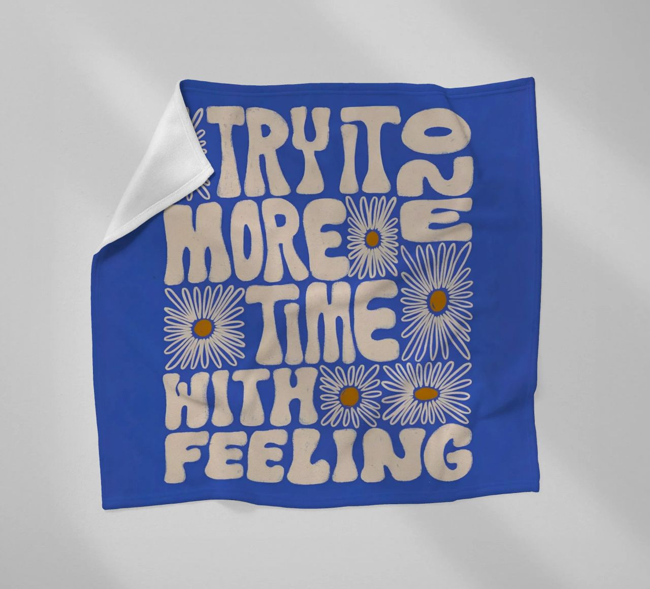 "Try It More Time" Groovy Daisy Retro Blue Pop Art coperta in pile da NorwesClub