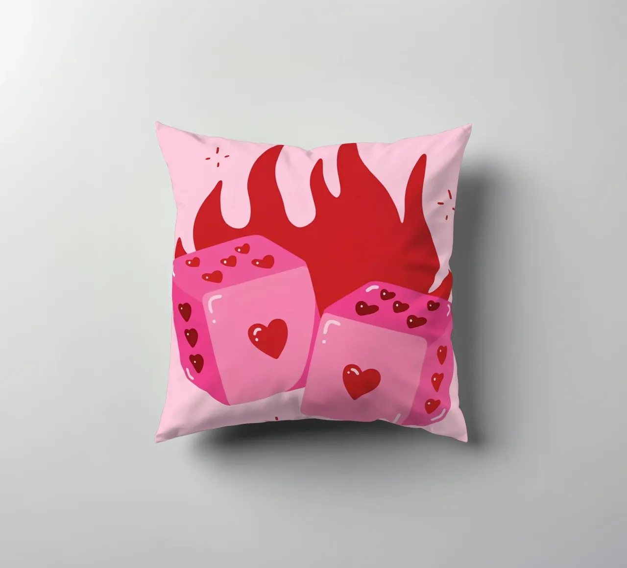 Cuore fiammeggiante, dadi rosa, stampa d'amore pop art retrò cuscino da NorwesClub