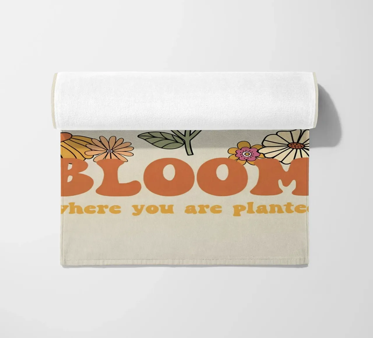 Art rétro floral optimiste de croissance "Bloom Where Planted" (fleurir là où on l'a planté) serviette de plage de NorwesClub