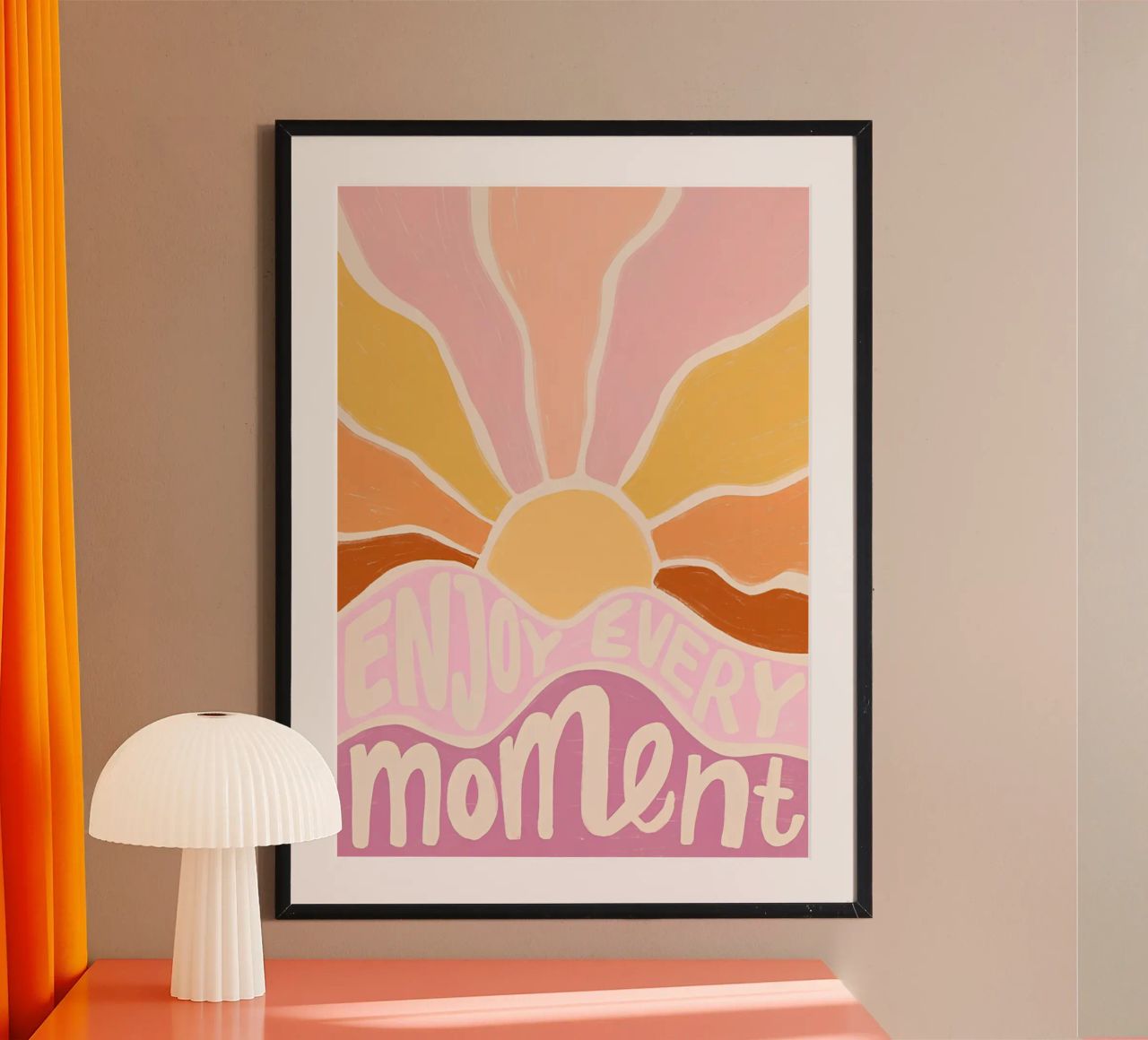 "Genieße jeden Moment" Retro-Sonne Blume Groovy Pop Art Poster von NorwesClub