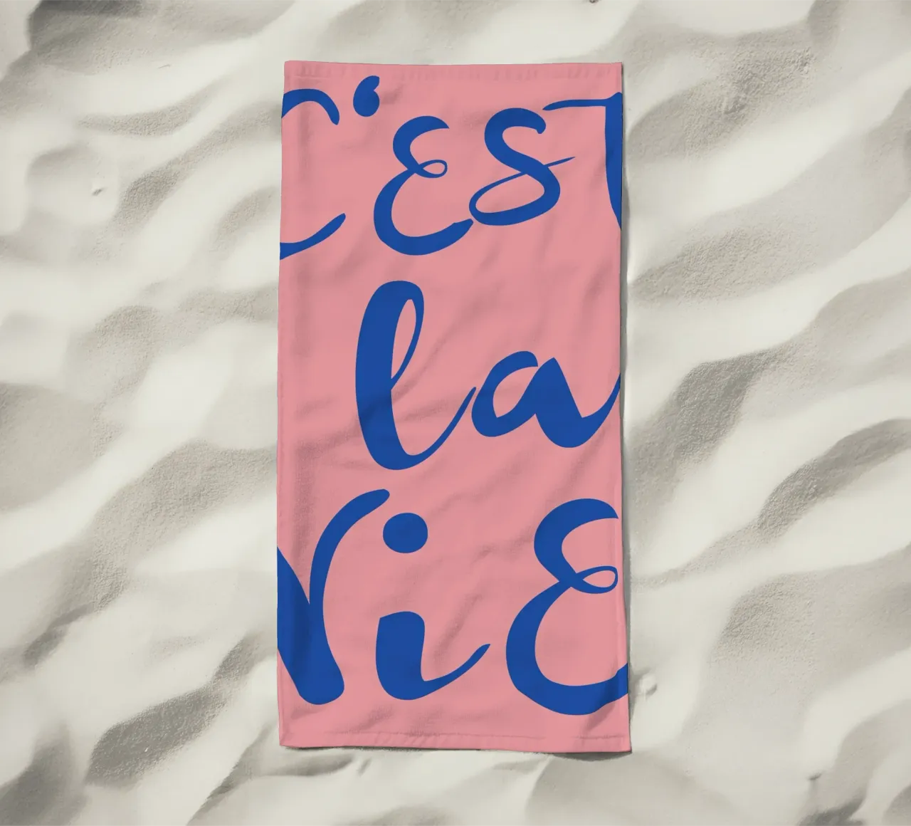"C'est La Vie" Retro Psychedelic Abstrakte Pop Art Druck Strandtuch von NorwesClub