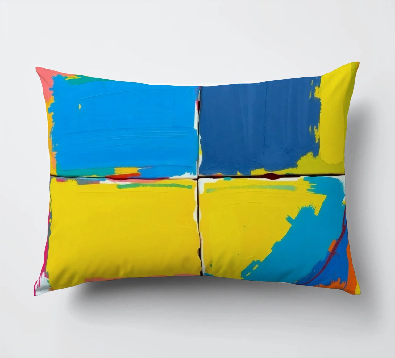 abstrakte Malerei mit kräftigen Pinselstrichen Kissen von DesignDoodle