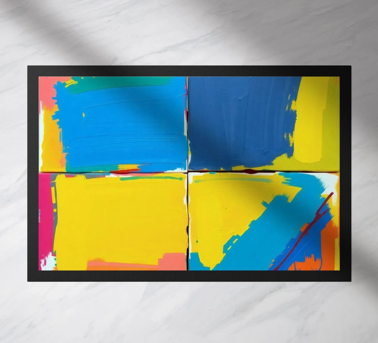 abstrakte Malerei mit kräftigen Pinselstrichen Fußmatte von DesignDoodle