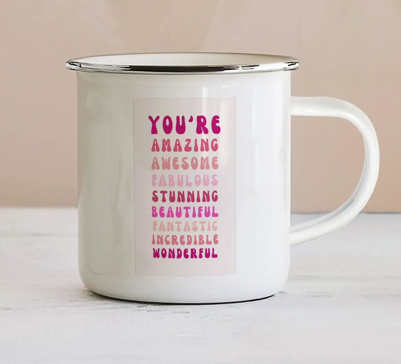 Affermazione retrò "You Are Super Amazing" Pop Art rosa tazza in smalto da NorwesClub