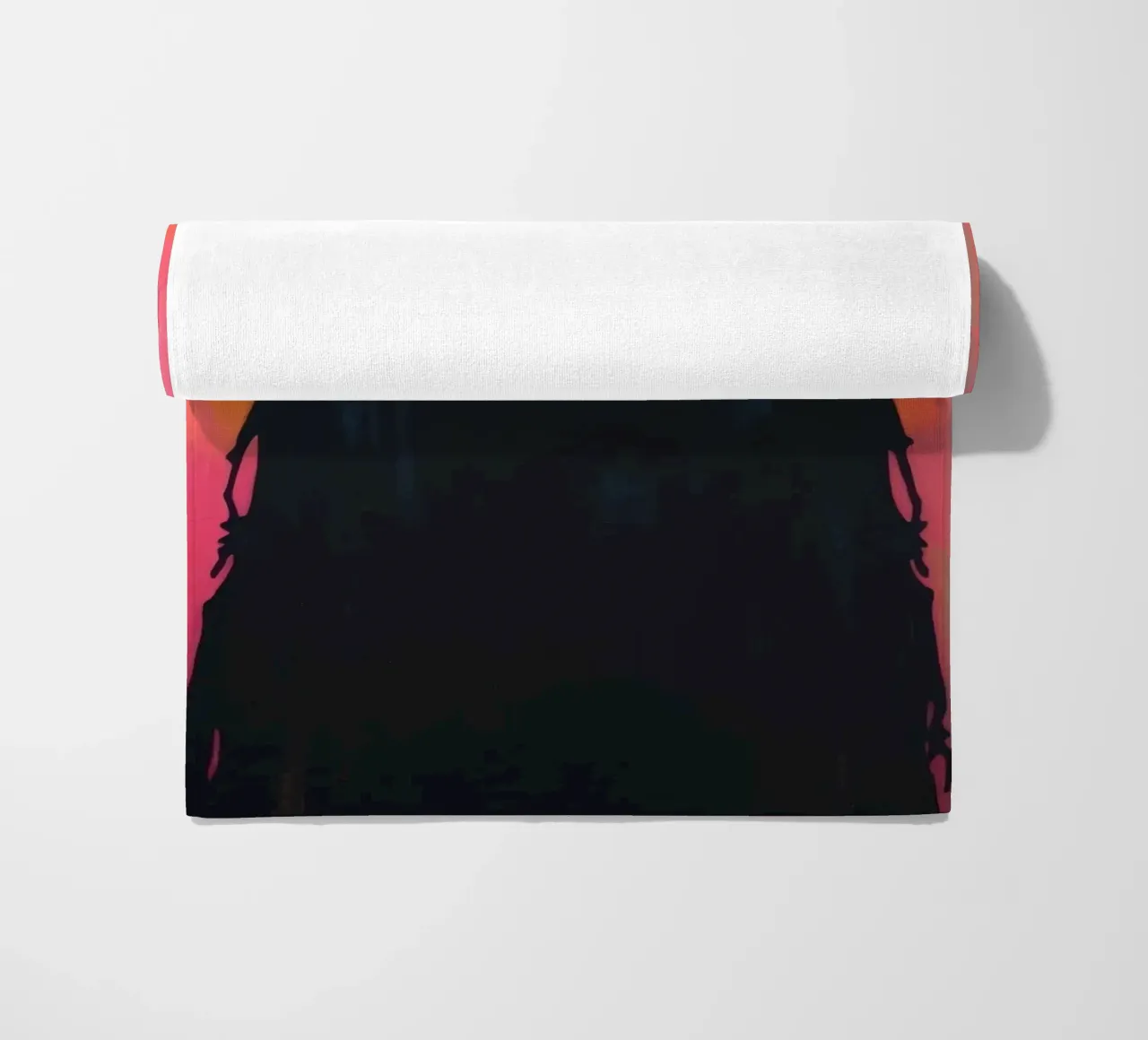 Silhouette di una figura su un vivace sfondo astratto telo mare da DesignDoodle