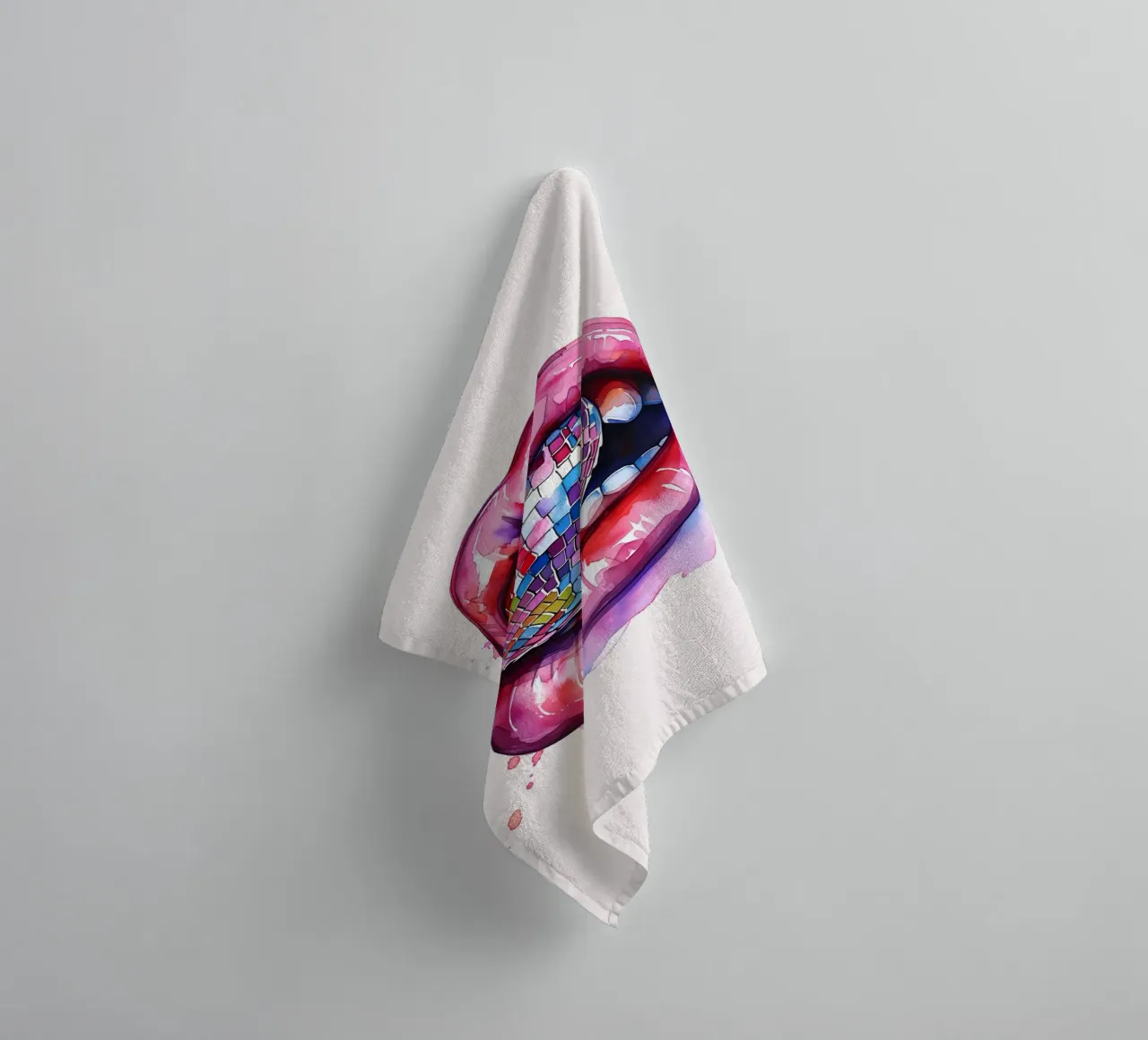 Disco Bal Lippen Retro Kleurrijke Pop Art Eclectische Print badhanddoek van NorwesClub