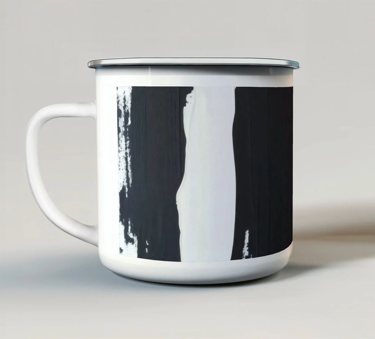 Abstraktes Schwarz-Weiß-Kunstwerk mit kräftigem Pinselstrich Emaille Tasse von DesignDoodle