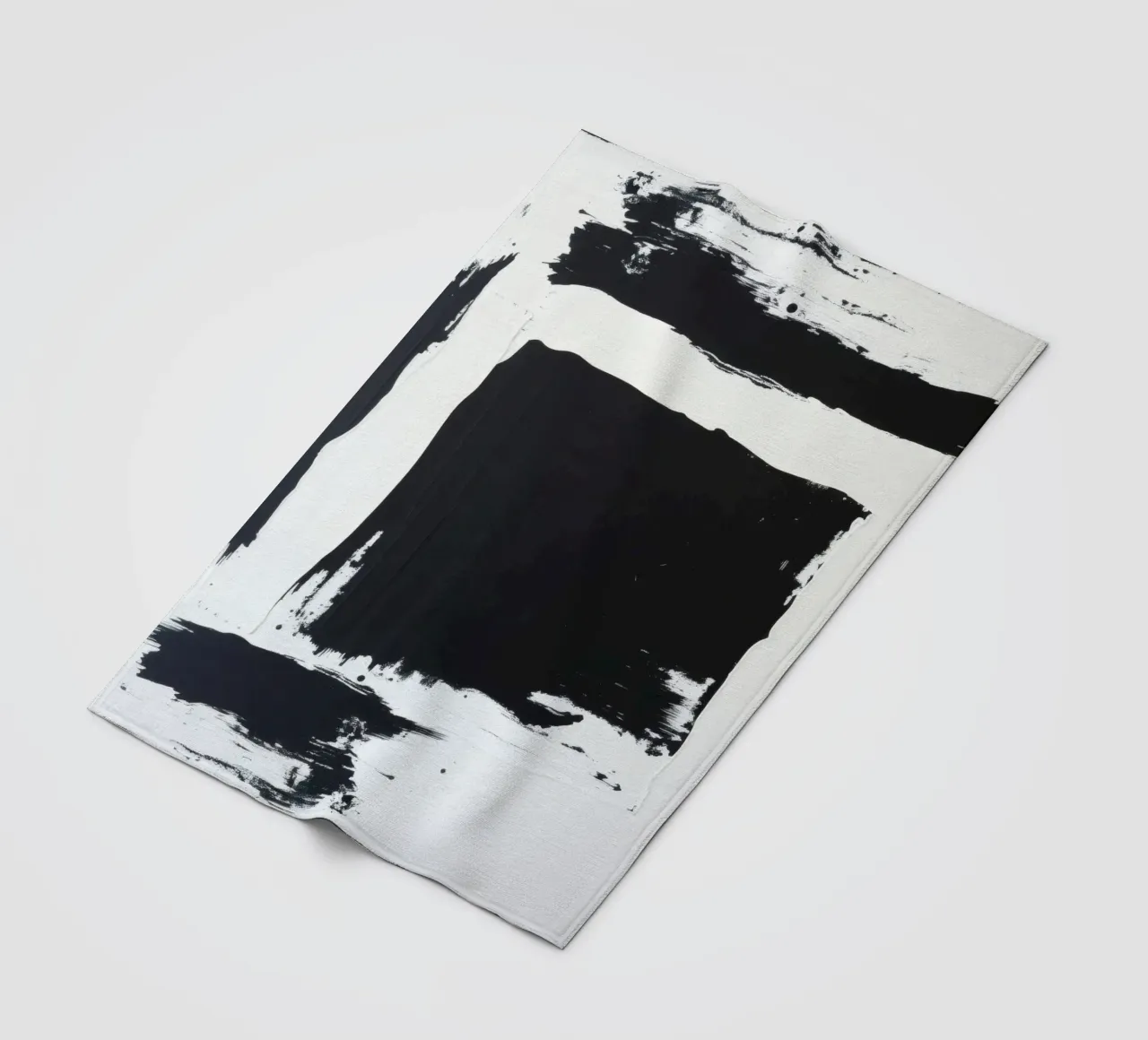 Abstraktes Schwarz-Weiß-Kunstwerk mit kräftigem Pinselstrich Fleecedecke von DesignDoodle