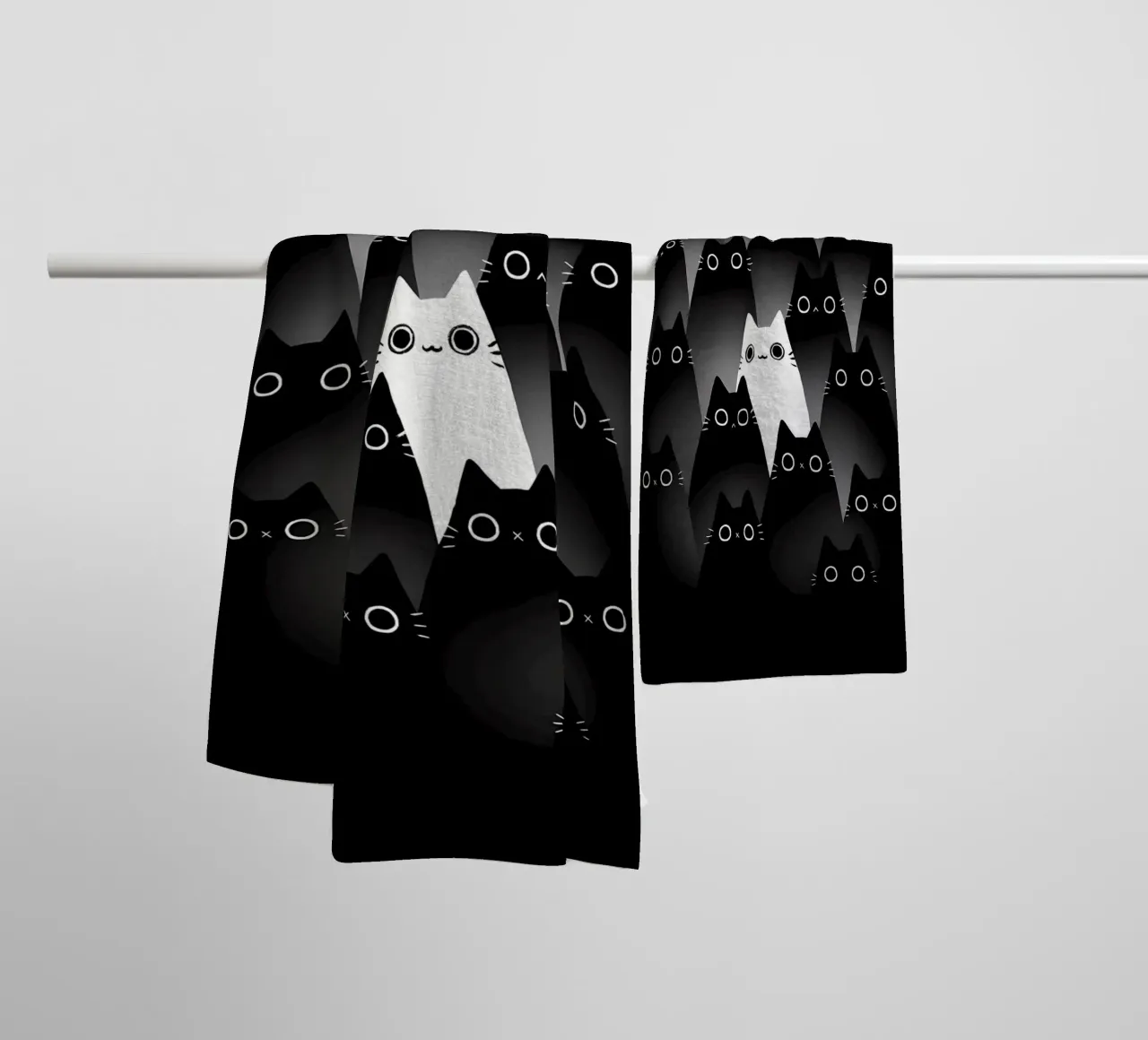 gatti neri gatti bianchi occhi di gatto contrasto asciugamano da bagno da MinimalistPosterCharles