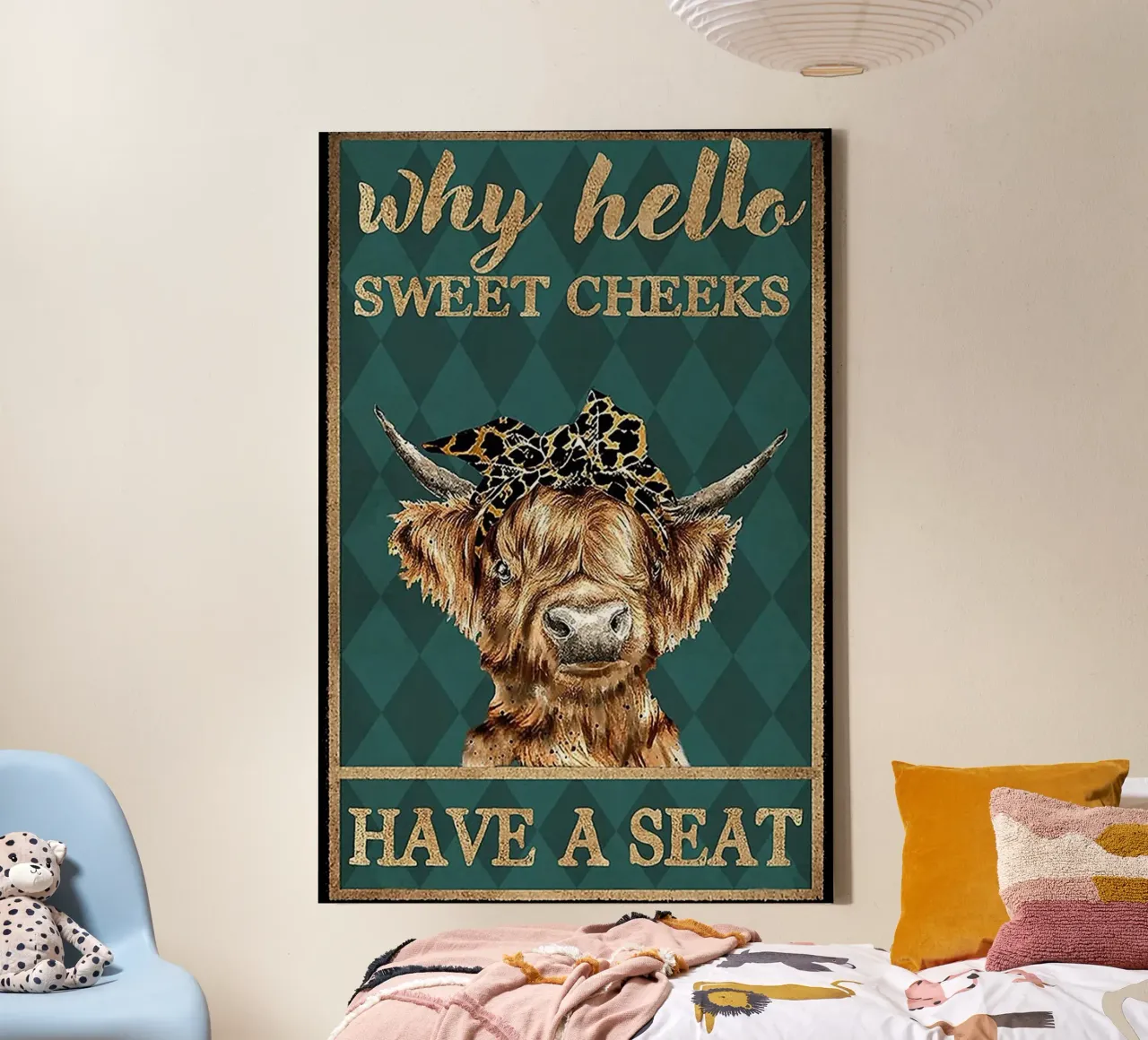 mucca ciao guance dolci siediti tela con Cornice a cassetta da Aaronshop