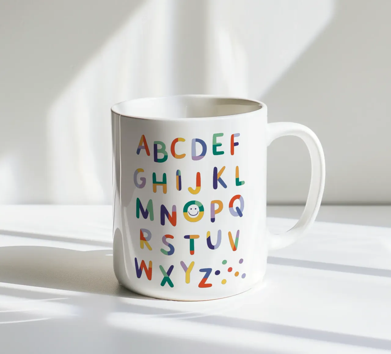 Konfetti ABC tazza in ceramica da VIERUNDFÜNFZIG