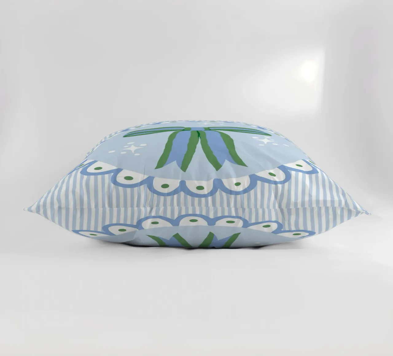 Pretty sparking coquette ribbon in blue and green cuscino da Vivdesign