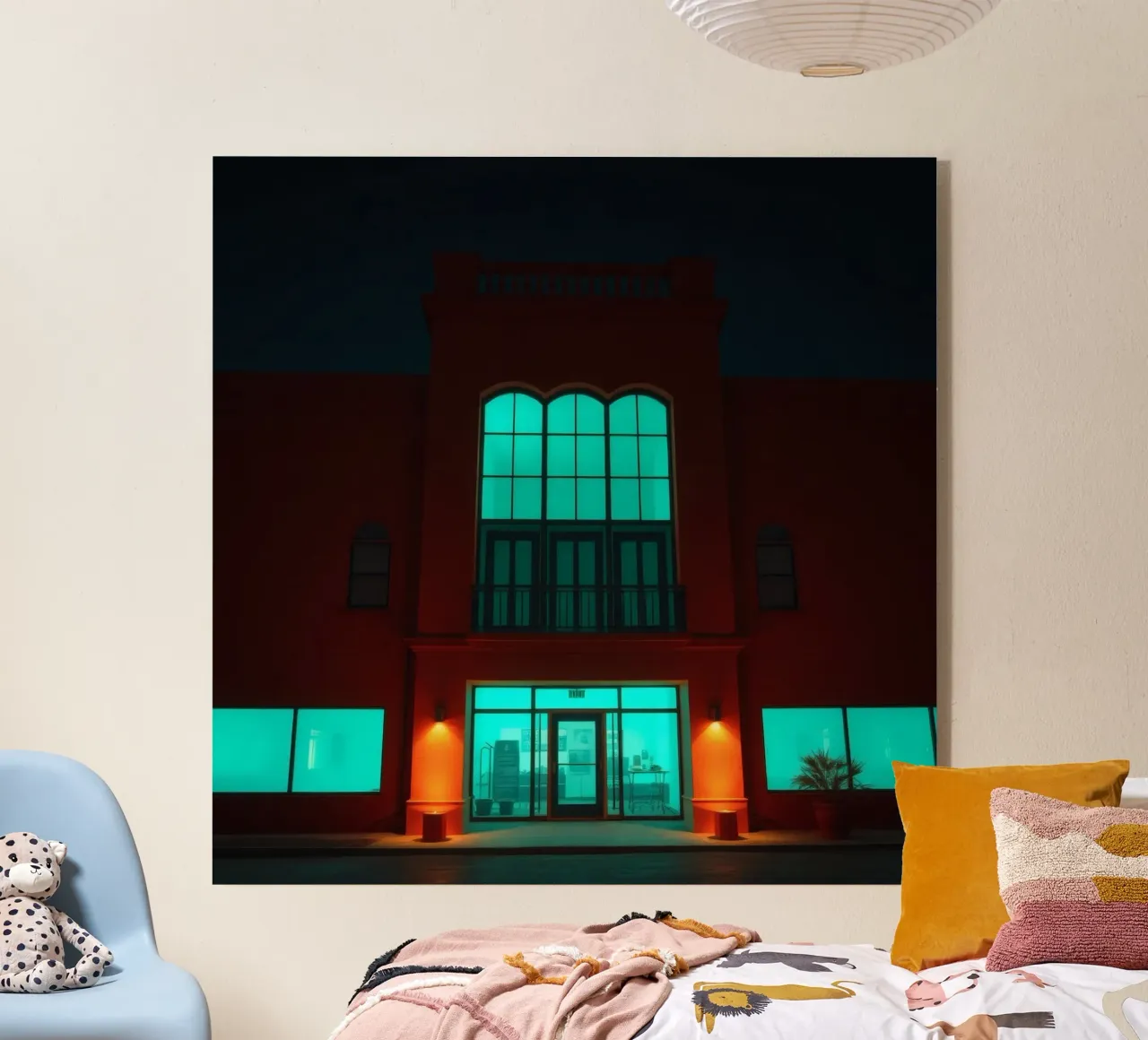 Edificio illuminato con finestre blu-verdi plexiglass da DesignDoodle