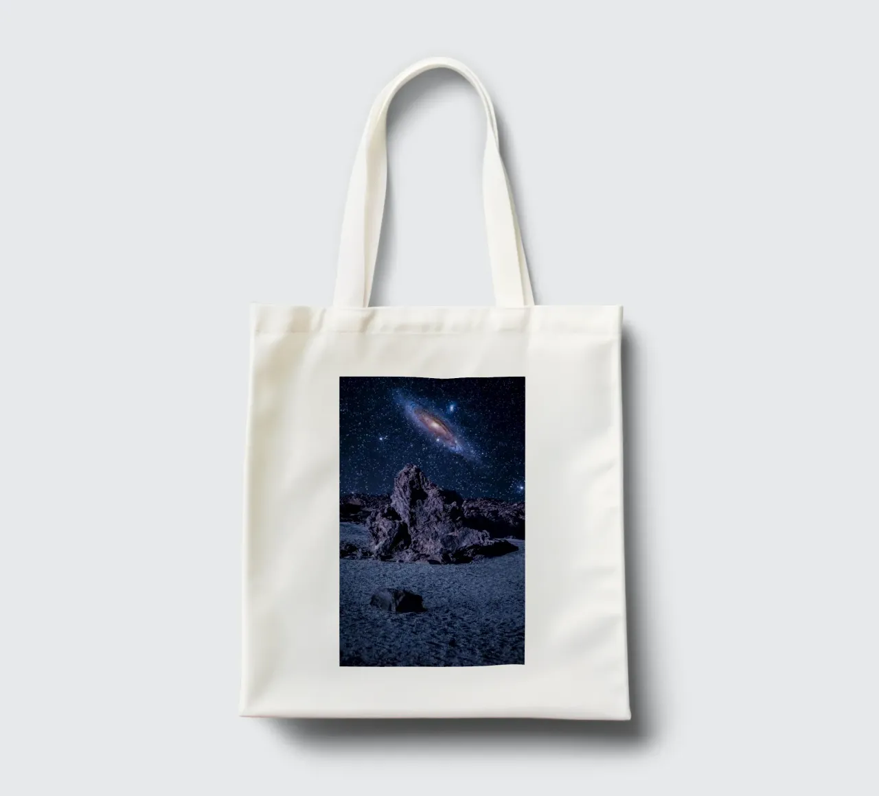 Echoes from Andromeda borsa in juta da Stellar Dream Art