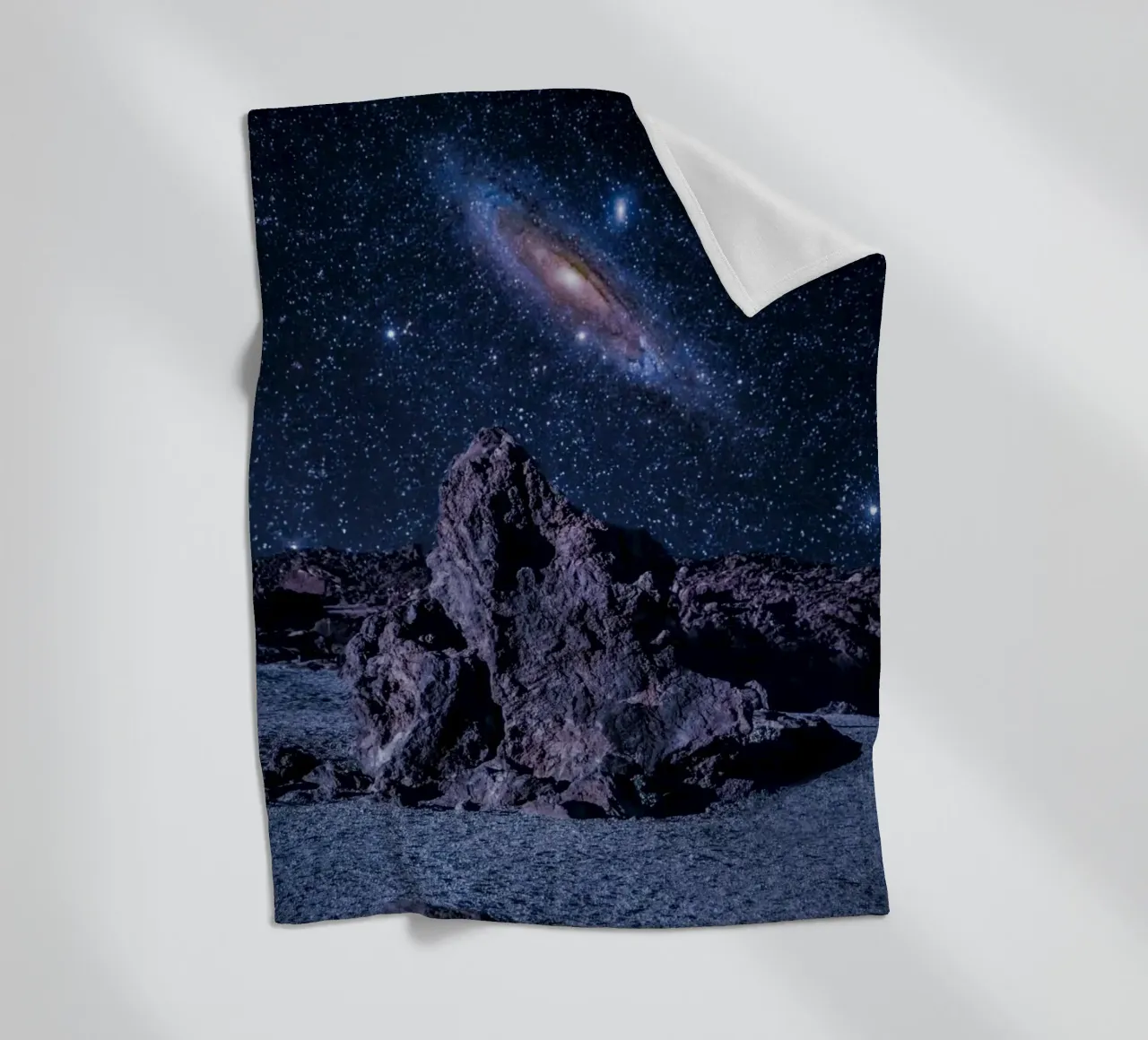 Echoes from Andromeda coperta in pile da Stellar Dream Art