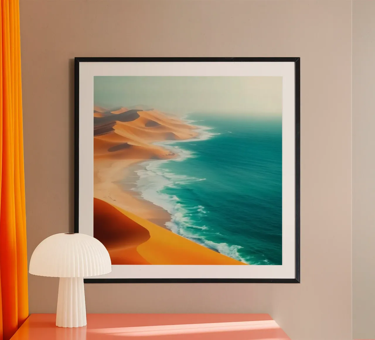 Le dune di sabbia del deserto incontrano l'oceano lungo un litorale mozzafiato carta hahnemühle da DesignDoodle