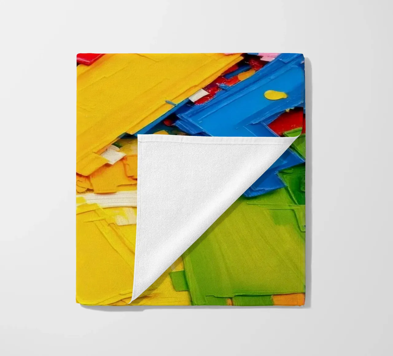 Esplosione di colori vivaci con forme e texture astratte telo mare da DesignDoodle