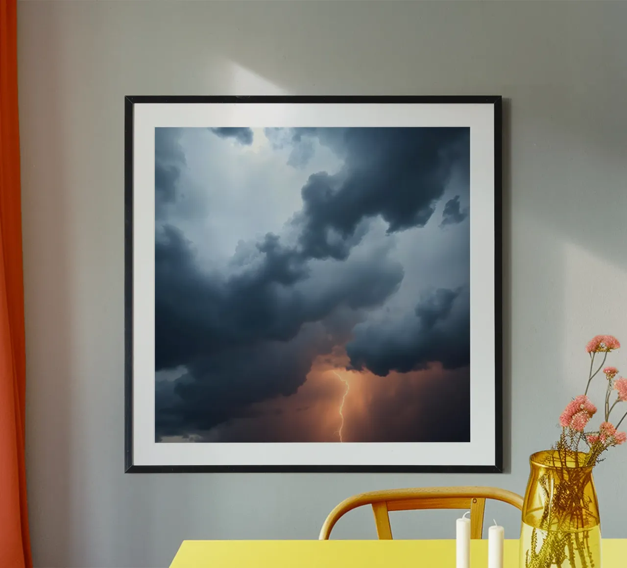 Dramatische Blitzeinschläge an einem stürmischen Abend über der Dunkelheit Poster von DesignDoodle