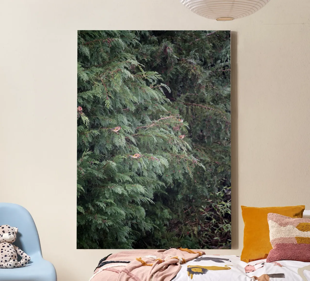 Chardonnerets dans un conifère toile avec Caisse américaine de Jack C Photography