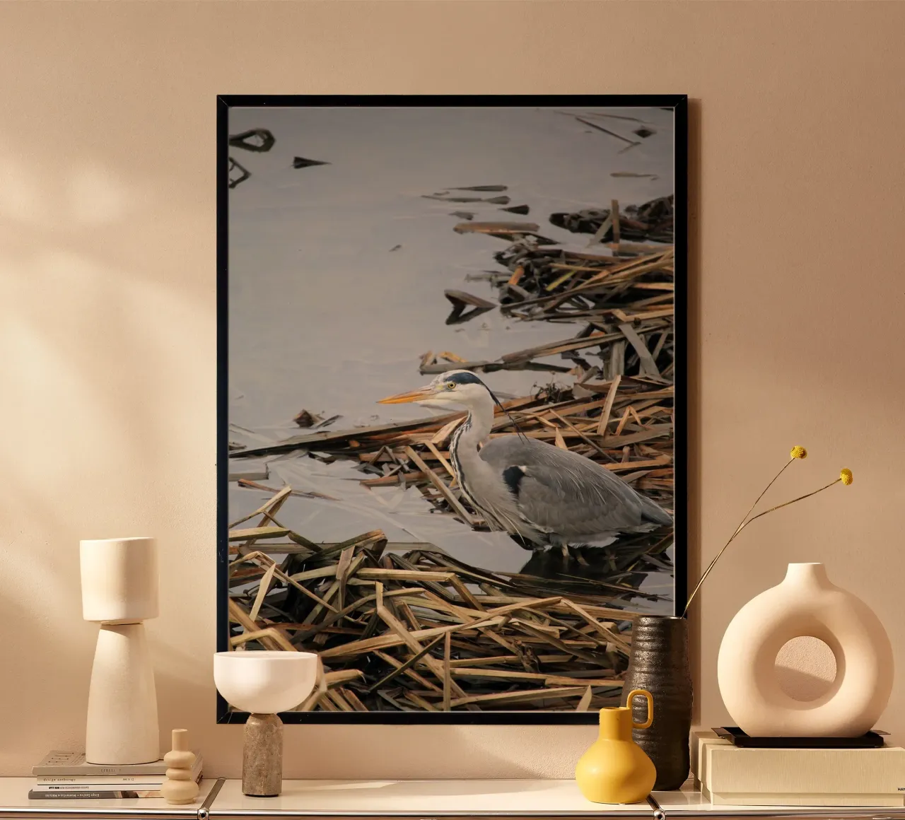 Airone nel canneto poster con telaio in plastica da Jack C Photography