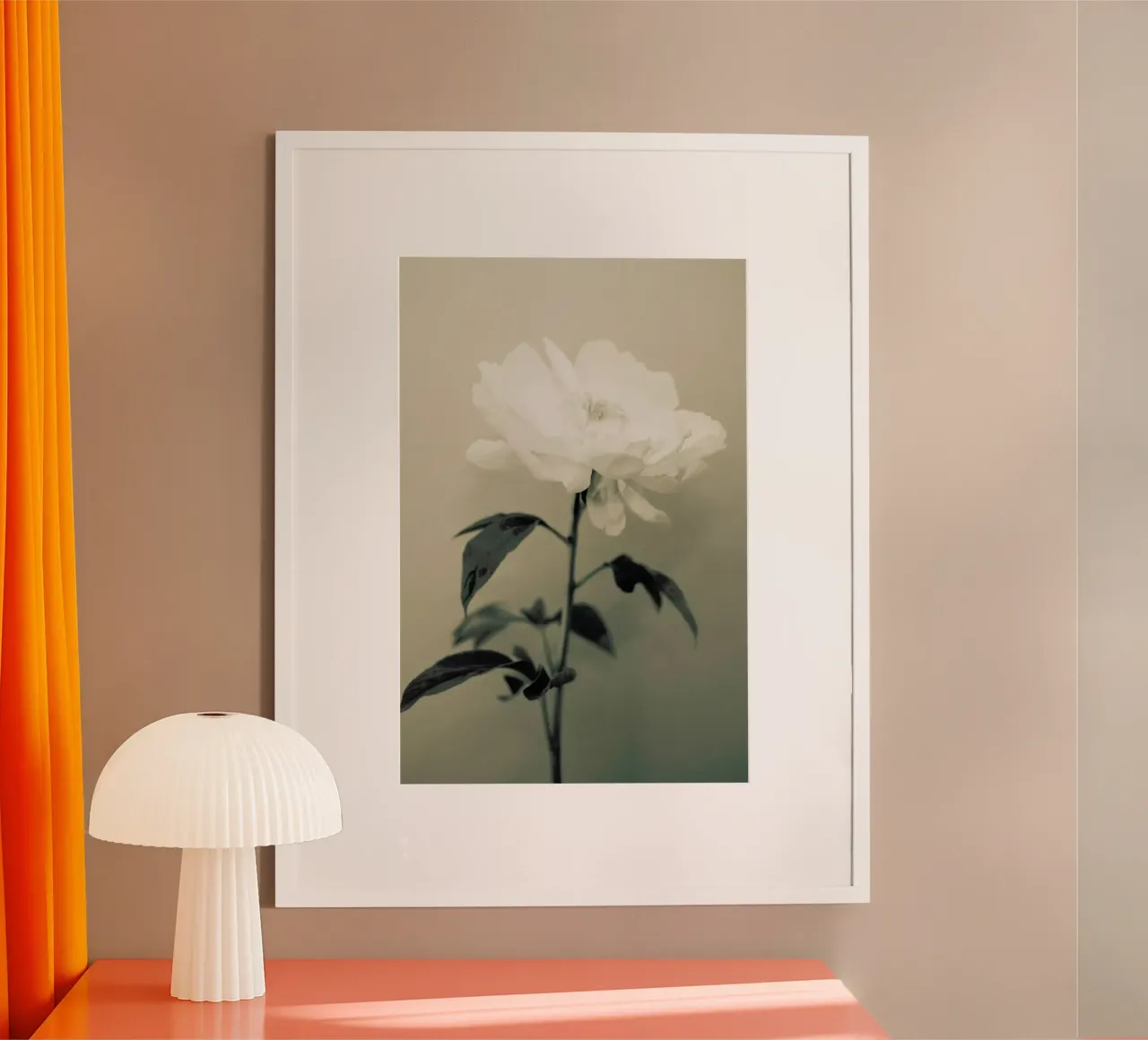 Peony stilllife carta hahnemühle da Leigh Viner