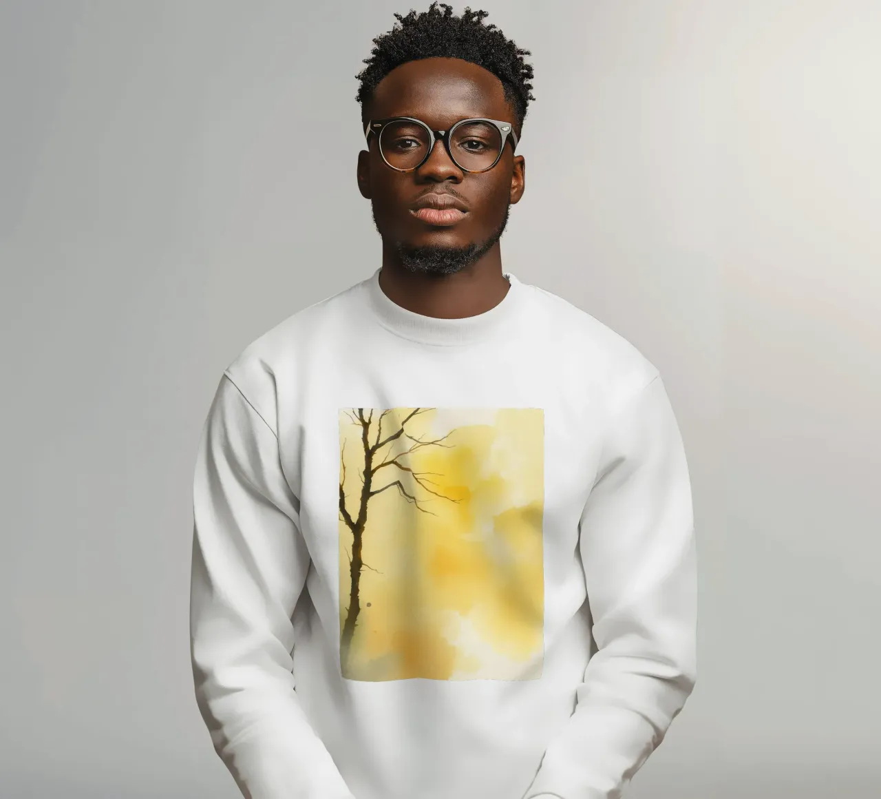 albero su uno sfondo giallo caldo in un acquerello d'arte felpa da DesignDoodle